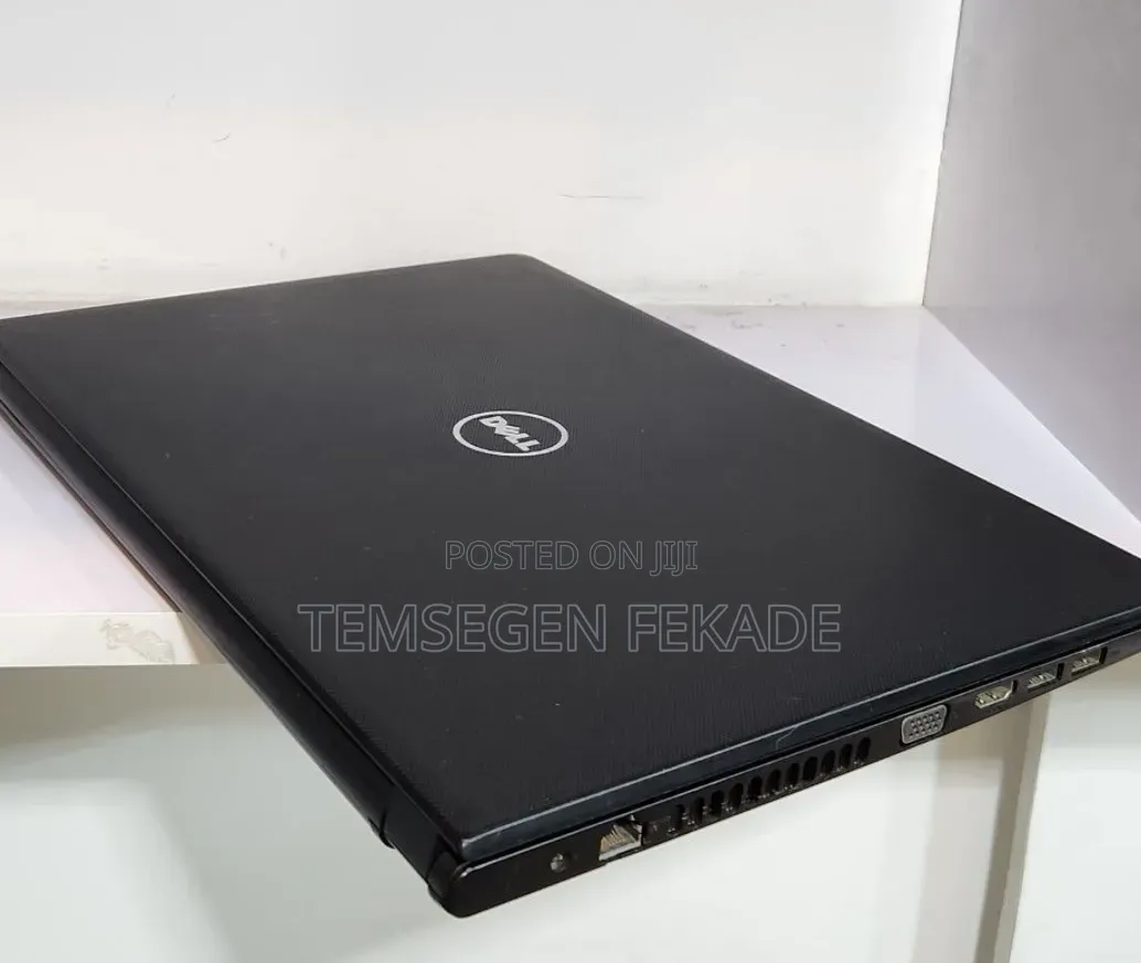 New Laptop Dell Vostro 15 3000 4GB Intel Core i5 HDD 500GB
