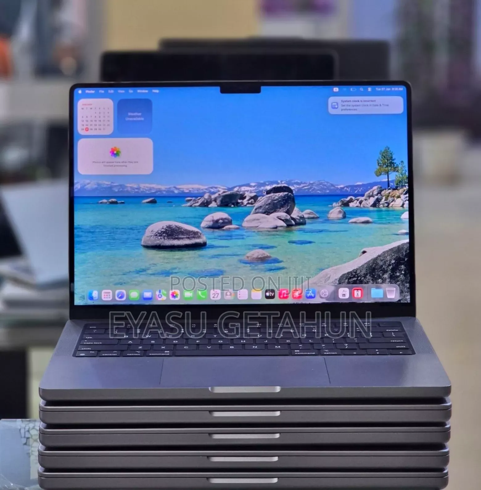 New Laptop Apple MacBook Pro M1 32GB Apple M1 Pro SSD 512GB