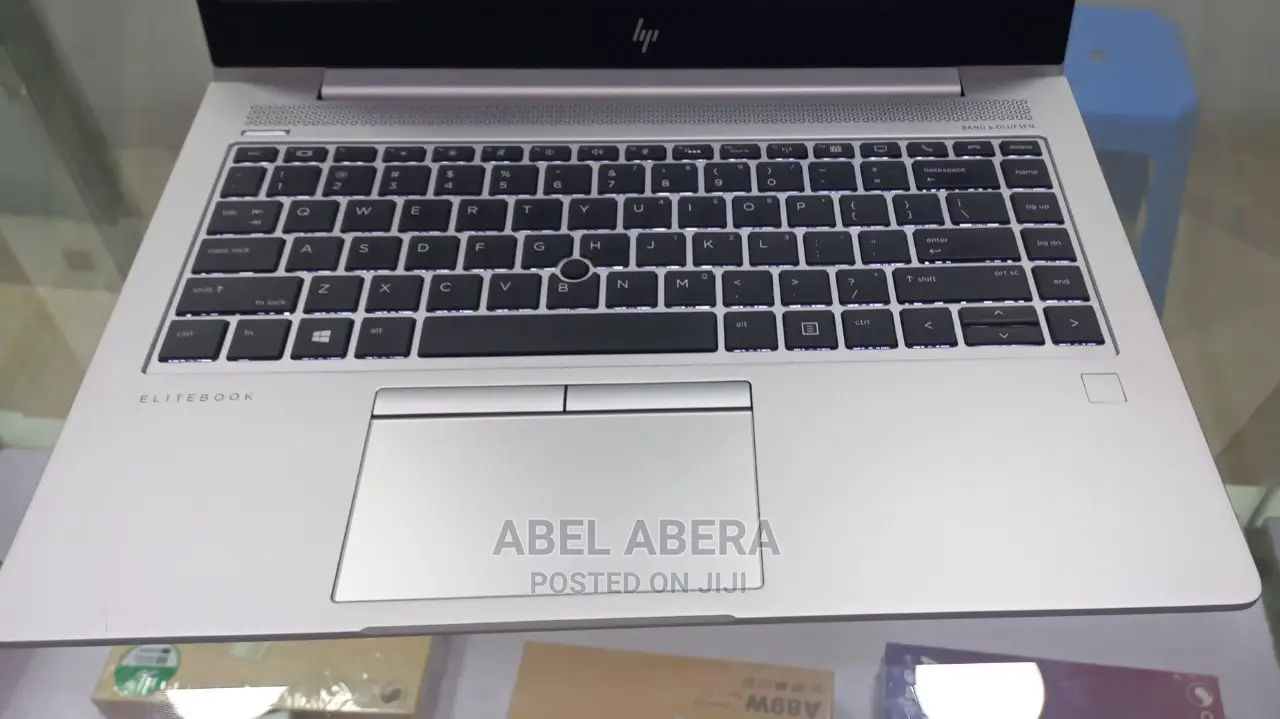 New Laptop HP EliteBook 840 G5 16GB AMD Ryzen SSD 512GB