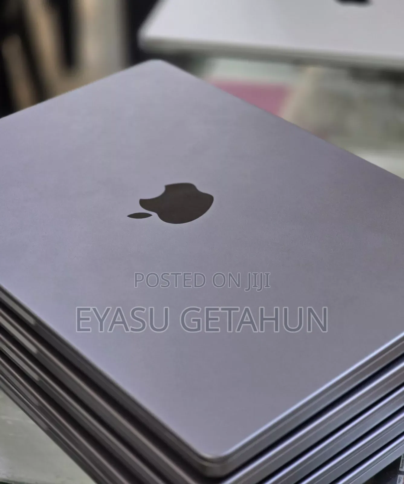 New Laptop Apple MacBook Pro M1 32GB Apple M1 Pro SSD 512GB