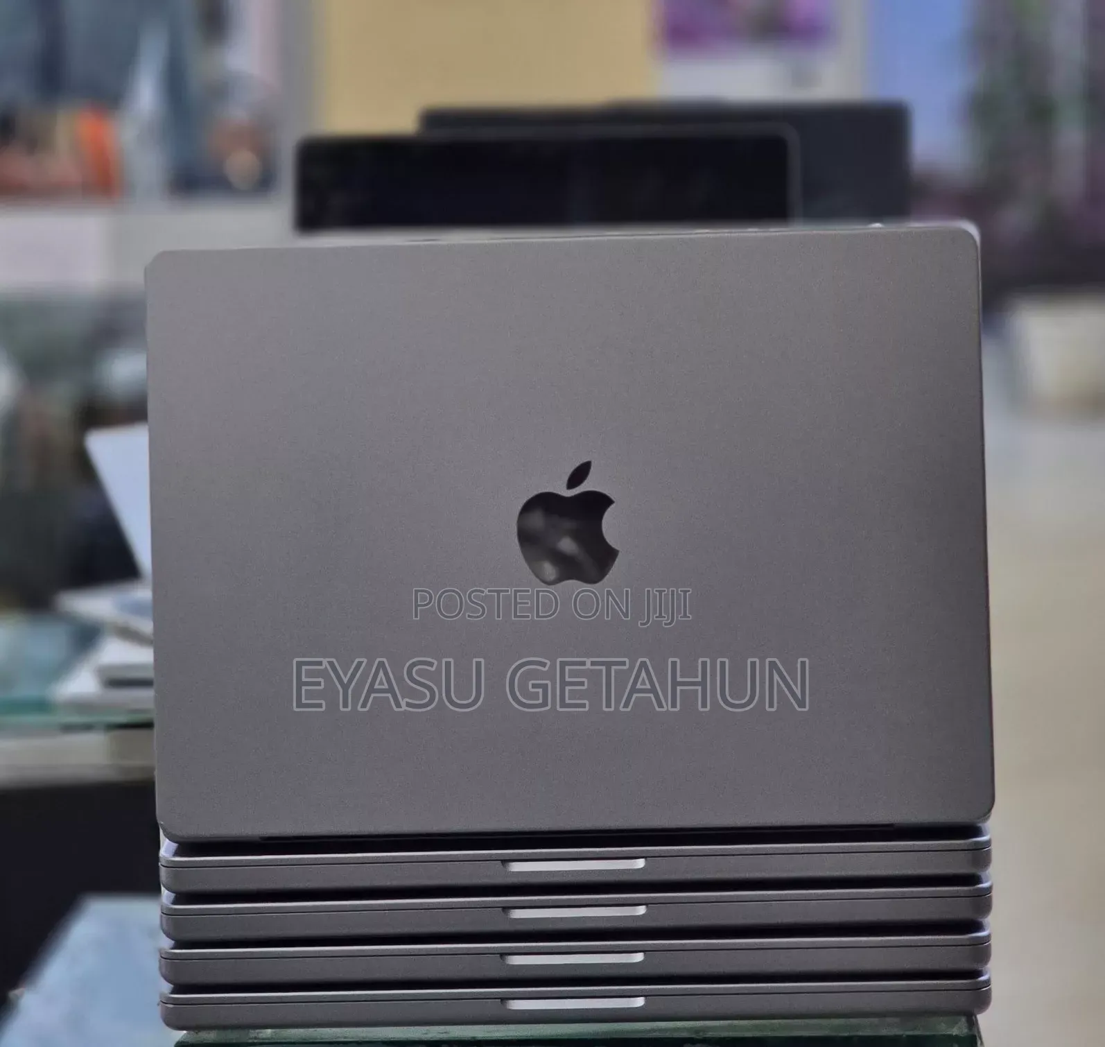 New Laptop Apple MacBook Pro M1 32GB Apple M1 Pro SSD 512GB