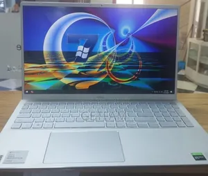 New Laptop Dell Inspiron 17 1750 16GB Intel Core i7 SSD 512GB