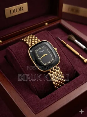 Dior-Branded Ladies' Watch, Featuring a Distinctive Square Dial