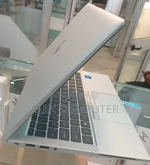 New Laptop HP EliteBook 840 G8 16GB Intel Core i5 SSD 512GB