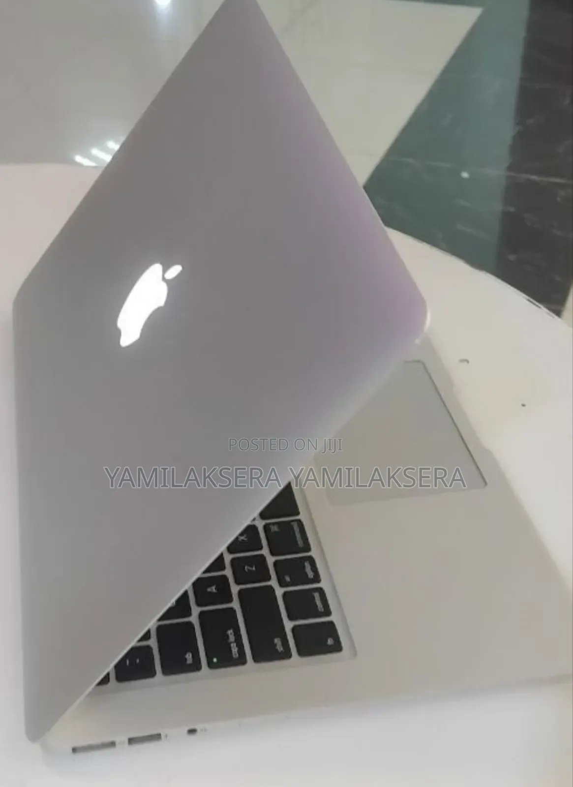 New Laptop Apple MacBook Air 2015 4GB Intel Core i5 SSD 256GB