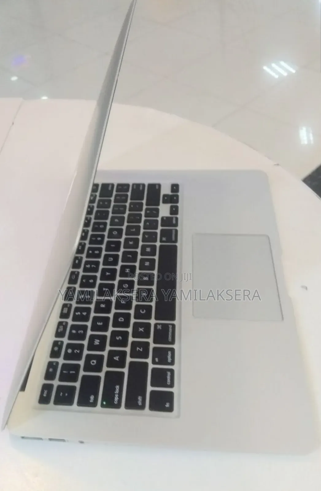New Laptop Apple MacBook Air 2015 4GB Intel Core i5 SSD 256GB