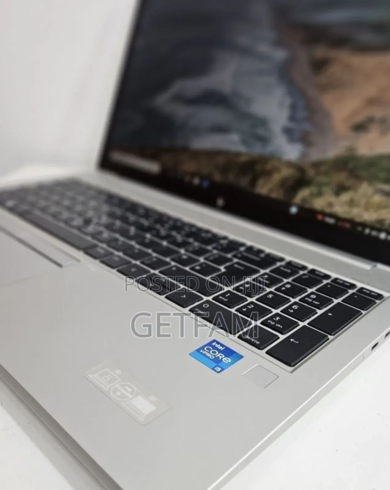 New Laptop HP Pavilion 15 16GB Intel Core i7 SSD 512GB