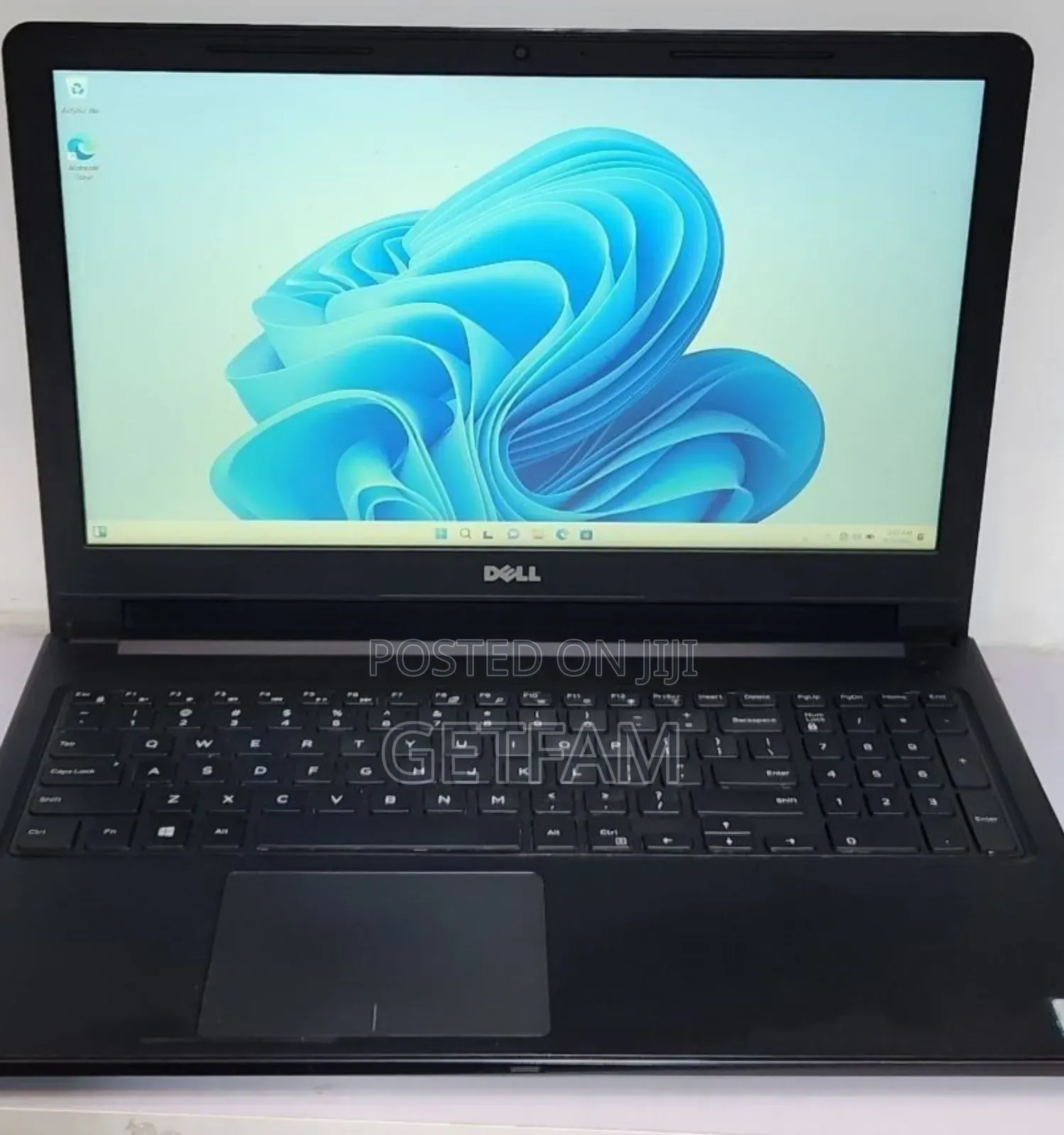 New Laptop Dell Vostro A90 4GB Intel Core i5 HDD 500GB