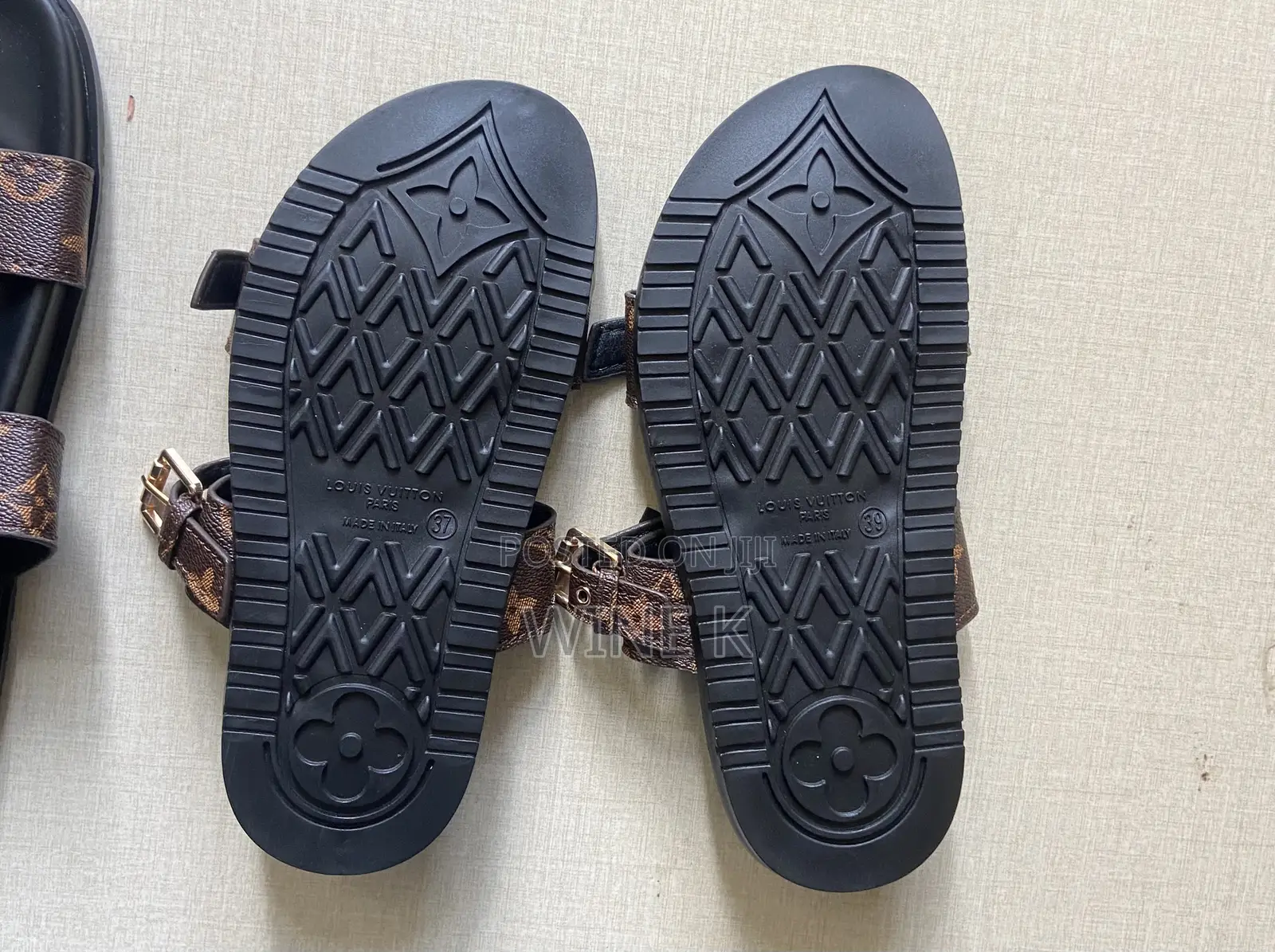 Lv Women’S Sandals