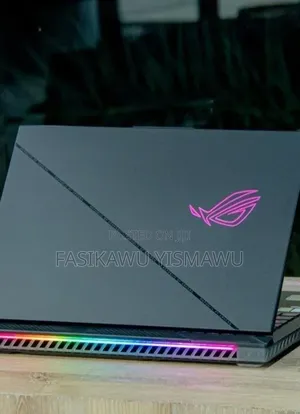 New Laptop Asus ROG Strix G15 32GB Intel Core i9 SSD 1T