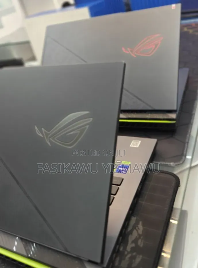 New Laptop Asus ROG Strix G15 32GB Intel Core i9 SSD 1T