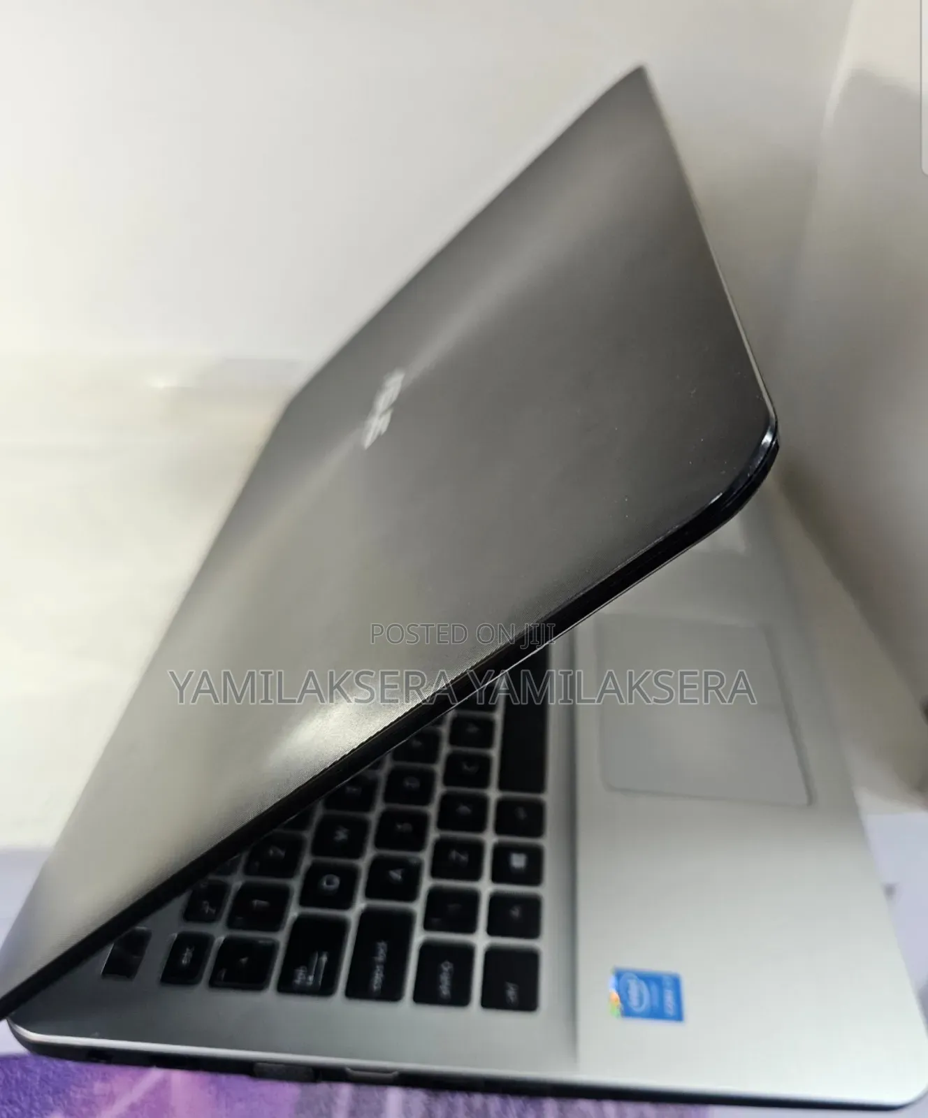 New Laptop Asus 8GB Intel Core i7 HDD 750GB