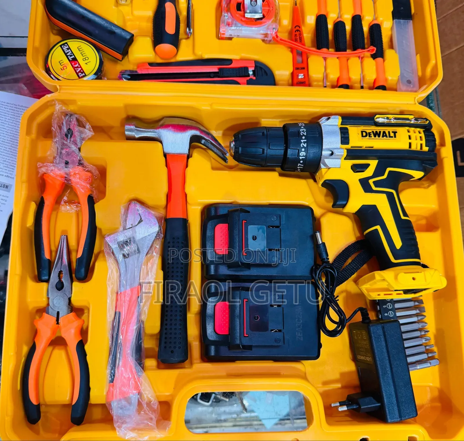 Dewalt 21v Charger Drill Full Set