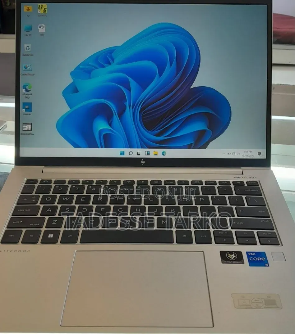 New Laptop HP EliteBook 840 G9 16GB Intel Core i7 SSD 512GB