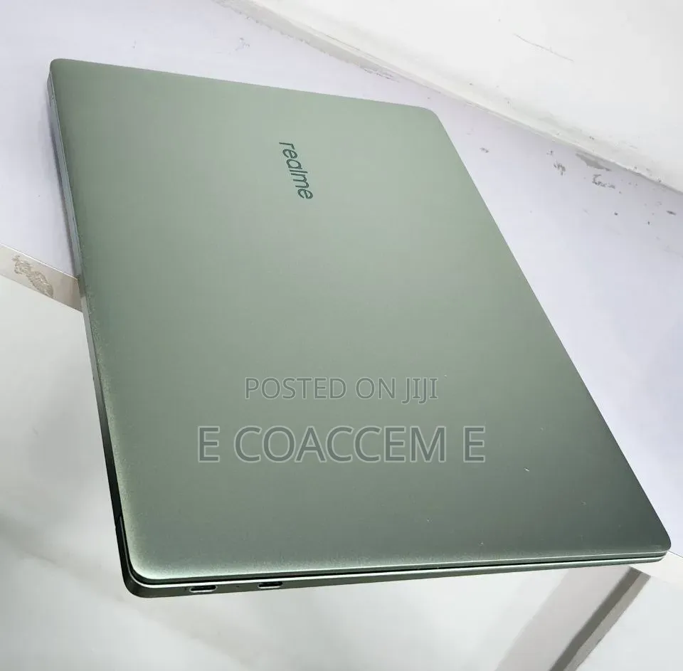 New Laptop Apple MacBook 8GB Intel Core i5 SSD 512GB