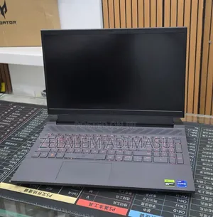 New Laptop Dell G15 5535 16GB Intel Core i7 SSD 1T