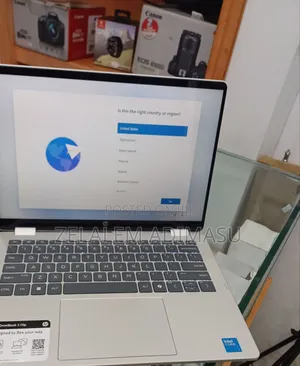 New Laptop HP OmniBook 5 Flip 16GB Intel Core 7 SSD 512GB