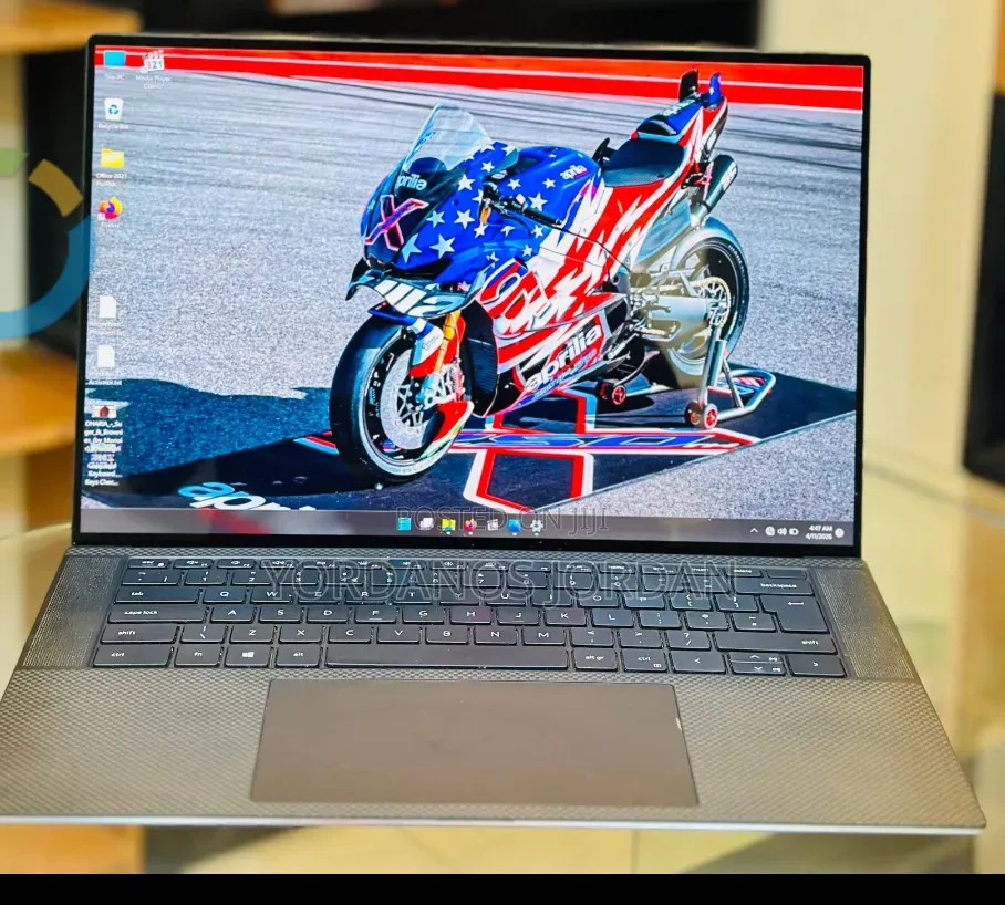 New Laptop Dell Precision 5560 3GB Intel Core i7 SSD 512GB