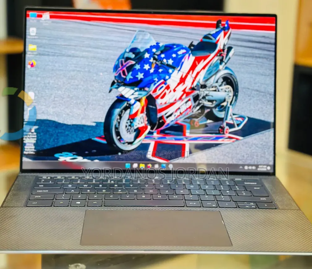 New Laptop Dell Precision 5560 3GB Intel Core i7 SSD 512GB