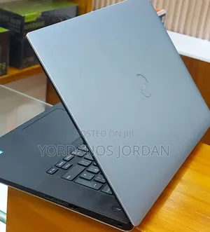 New Laptop Dell Precision 5540 16GB Intel Core i7 SSD 512GB