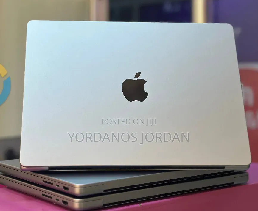 New Laptop Apple MacBook Pro M1 16GB Apple M1 Pro SSD 512GB