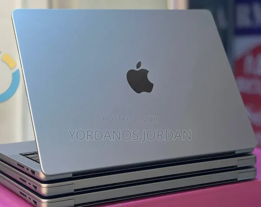 New Laptop Apple MacBook Pro M1 16GB Apple M1 Pro SSD 512GB
