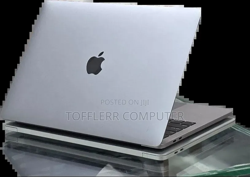 New Laptop Apple MacBook Pro M1 16GB Intel Core i5 SSD 512GB