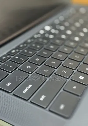New Laptop Dell XPS 15 16GB Intel Core i7 SSD 1T