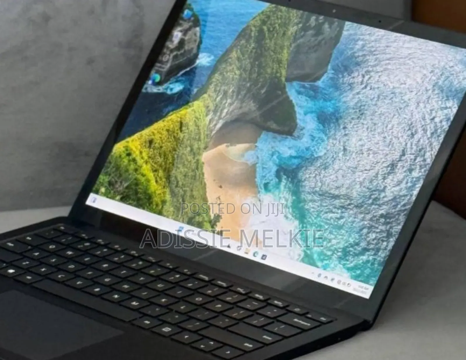 New Laptop Microsoft Surface Laptop 4 16GB Intel Core i7 SSD 256GB