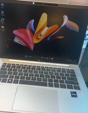 New Laptop HP EliteBook 840 G9 16GB Intel Core i7 SSD 512GB