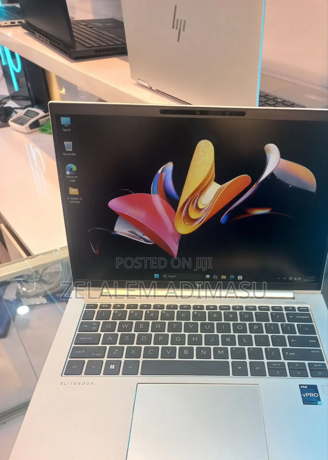 New Laptop HP EliteBook 840 G9 16GB Intel Core i7 SSD 512GB