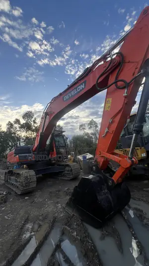 Develon Doosan Excavator 360