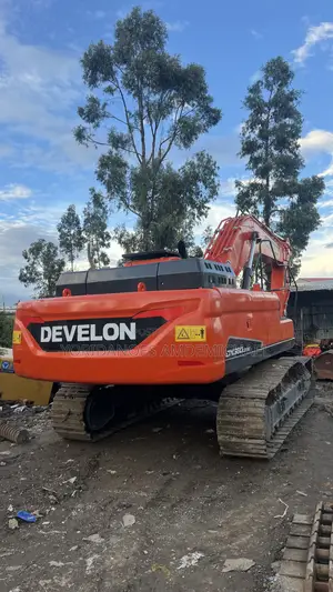 Develon Doosan Excavator 360