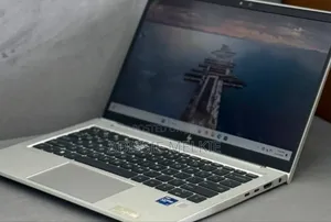 New Laptop HP EliteBook 830 G7 8GB Intel Core i5 SSD 256GB