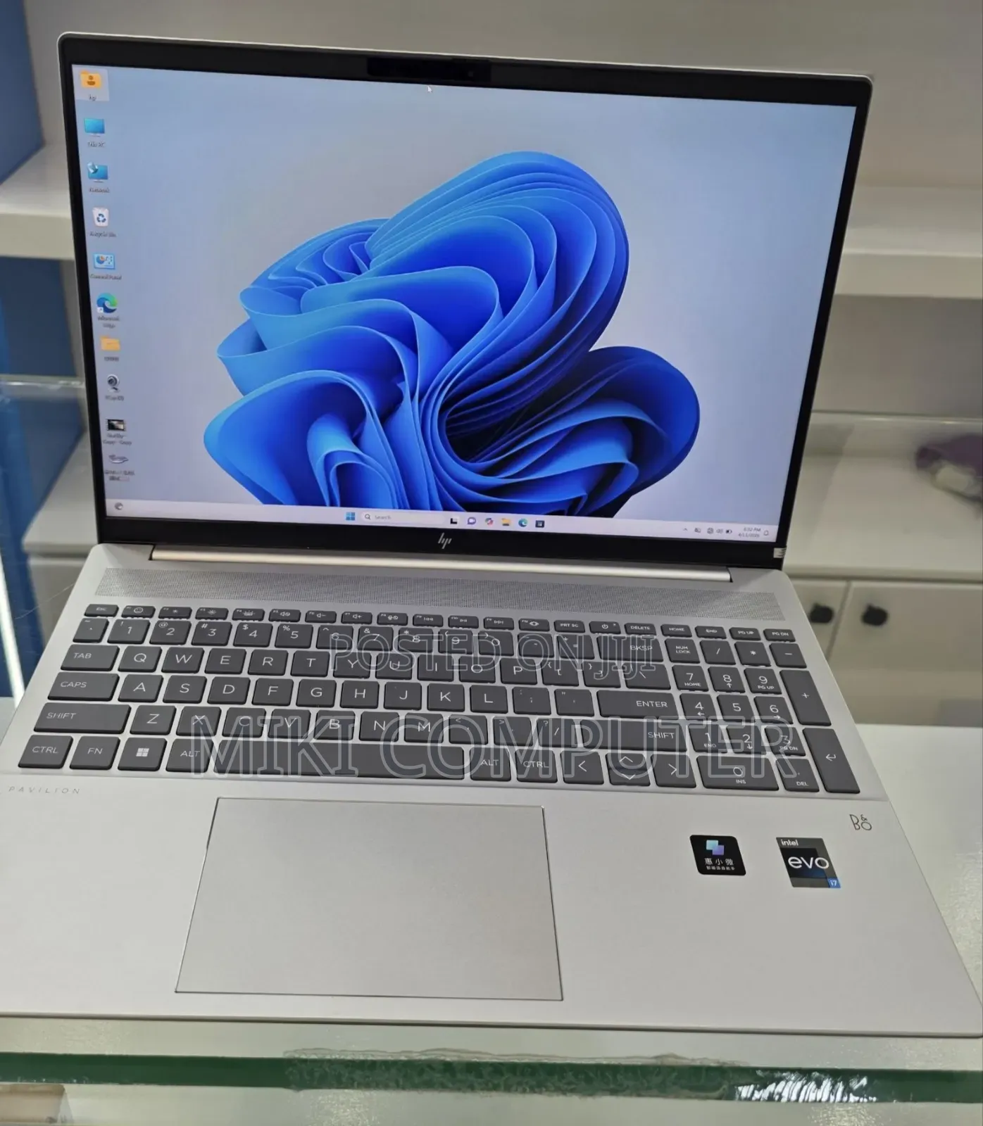 New Laptop HP Pavilion 15 16GB Intel Core i7 SSD 1T