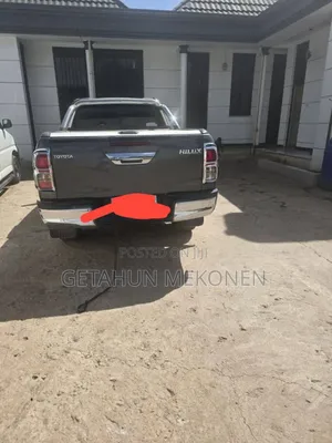 Toyota Hilux 2020 Gray