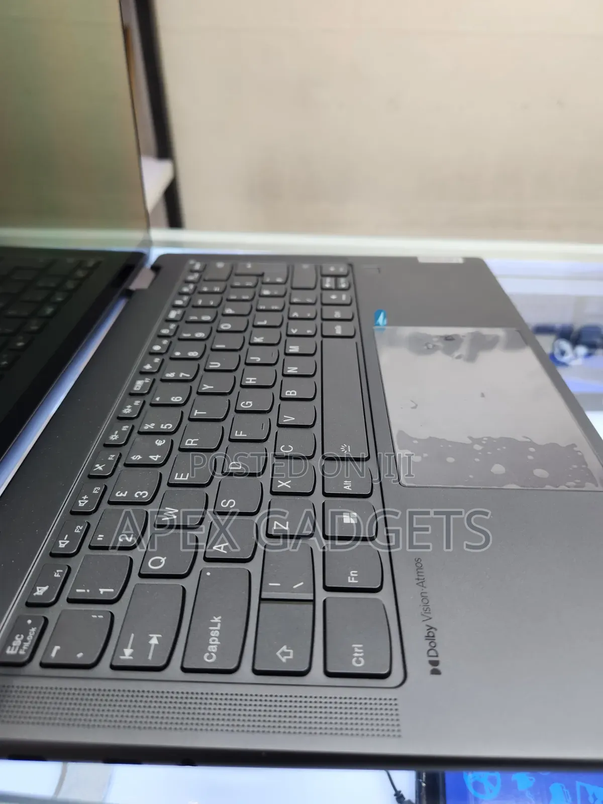 New Laptop Lenovo Yoga 7i 16GB Intel Core Ultra 5 SSD 512GB