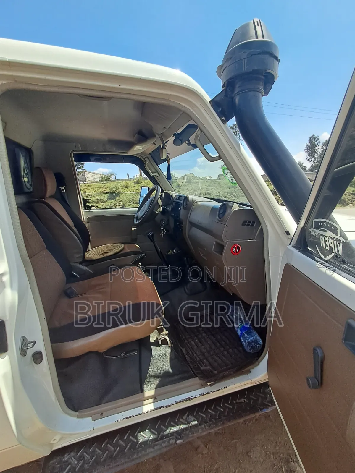 Toyota Land Cruiser 2015 White