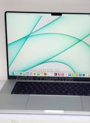 New Laptop Apple MacBook Pro M1 16GB Apple M1 Pro SSD 512GB