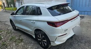 BYD E2 43 kWh 94 hp FWD 2025 White