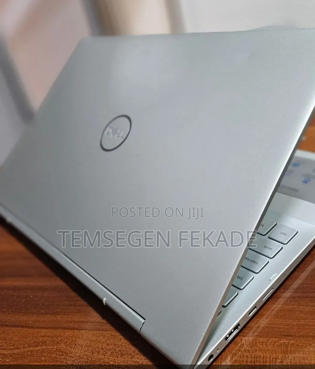 New Laptop Dell Inspiron 15 8GB Intel Core i5 SSD 256GB