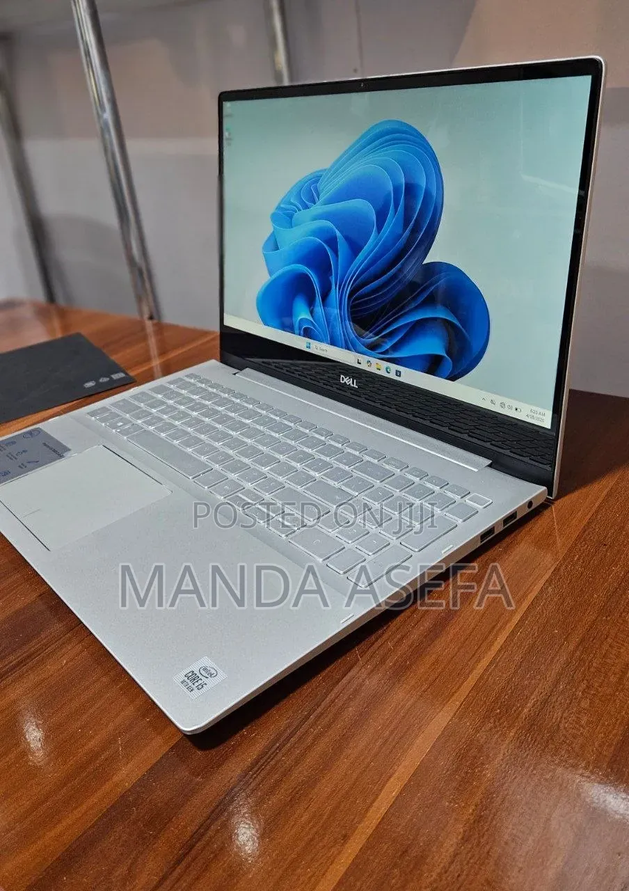 New Laptop Dell Inspiron 15 16GB Intel Core i5 SSD 256GB