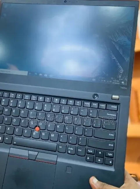 New Laptop Lenovo ThinkPad t495s 16GB AMD Ryzen 7 SSD 512GB