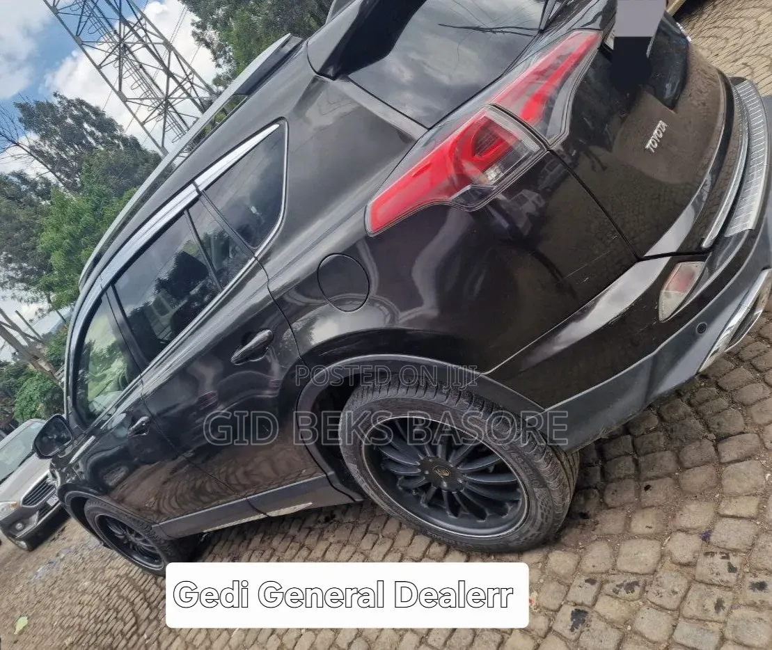 Toyota RAV4 2017 Matt Black