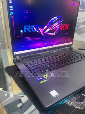 New Laptop Asus 16GB Intel Core i9 SSD 512GB