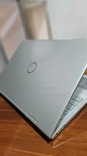 New Laptop Dell Inspiron 15 8GB Intel Core i7 SSD 256GB