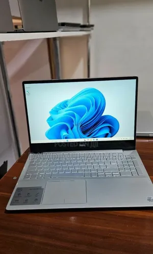 New Laptop Dell Inspiron 15 8GB Intel Core i7 SSD 256GB