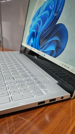 New Laptop Dell Inspiron 15 8GB Intel Core i7 SSD 256GB
