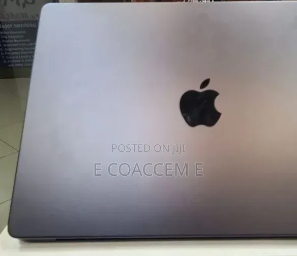 New Laptop Apple MacBook 16GB SSD 512GB