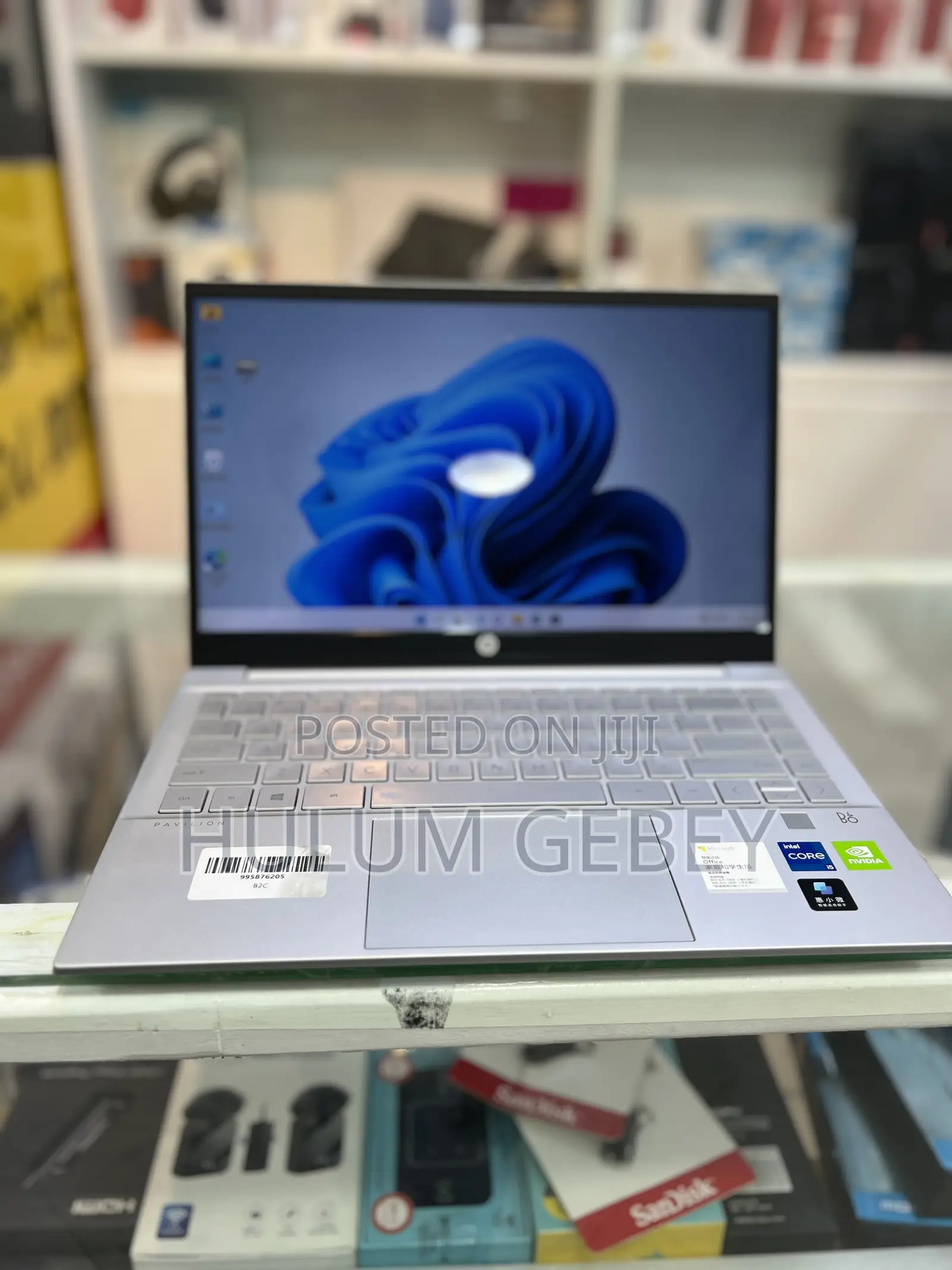 New Laptop HP Pavilion 11 16GB Intel Core i5 SSD 500GB